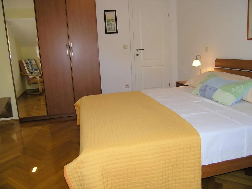 Apartments Kristina Krk Town