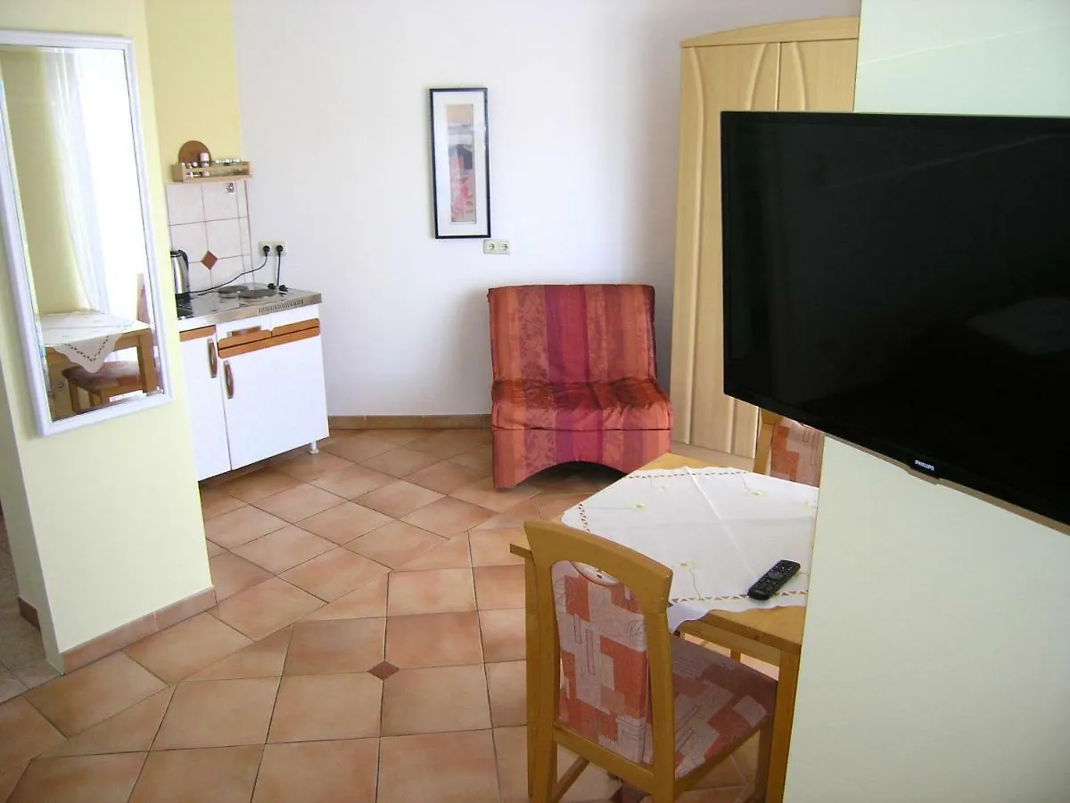 Apartments Kristina Krk Town 0*,